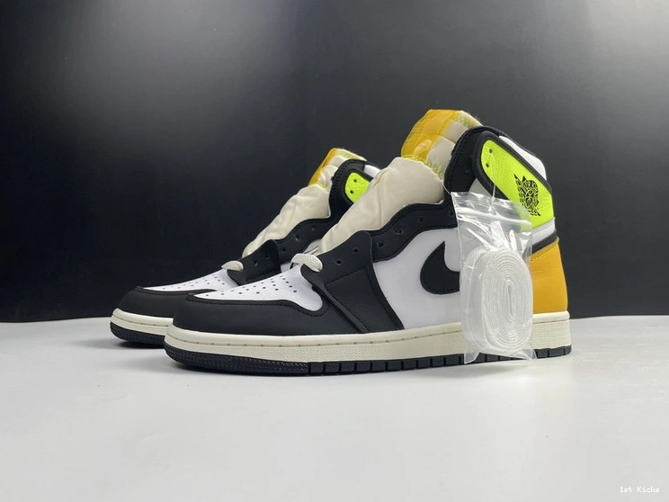 Jordan 1 Air Gold” “University  High   555088-118 OG 0319